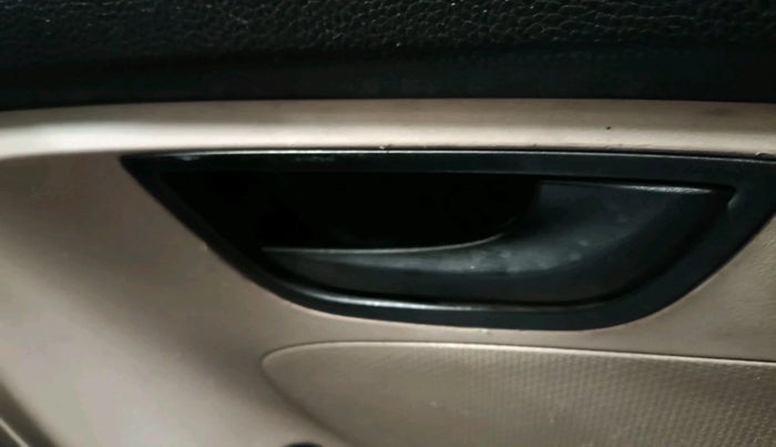 2014 Hyundai Eon ERA + LPG, Petrol, Manual, 89,088 km, interior