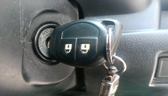 2013 Maruti Swift VDI, Diesel, Manual, 1,89,741 km, interior