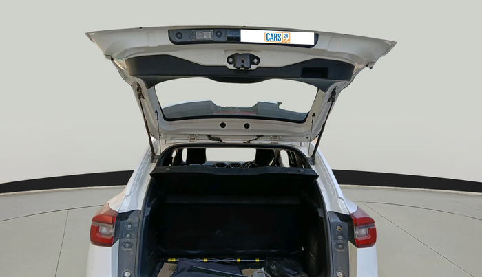 2022 Nissan MAGNITE XL, Petrol, Manual, 79,904 km, exterior