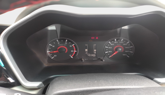 2016 Mahindra Kuv100 K8 5 STR, Petrol, Manual, 40,386 km, interior
