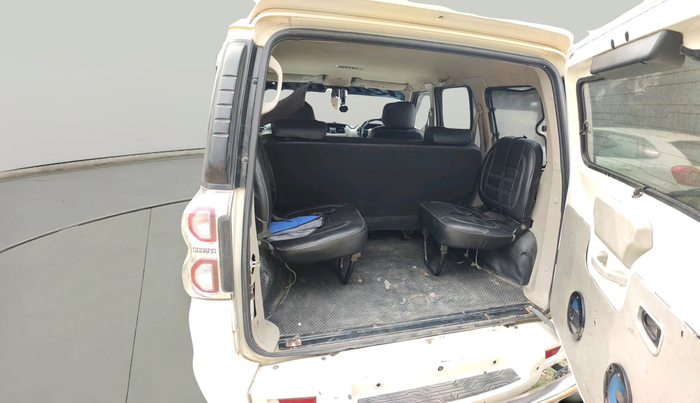 2015 Mahindra Scorpio S10, Diesel, Manual, 1,37,688 km, exterior