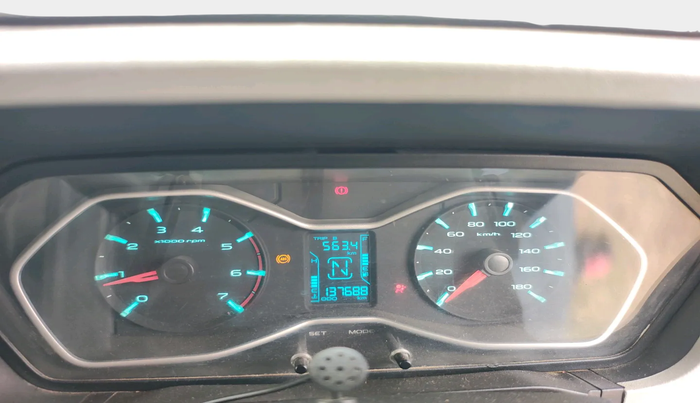 2015 Mahindra Scorpio S10, Diesel, Manual, 1,37,688 km, interior