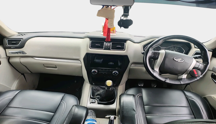 2015 Mahindra Scorpio S10, Diesel, Manual, 1,37,688 km, interior