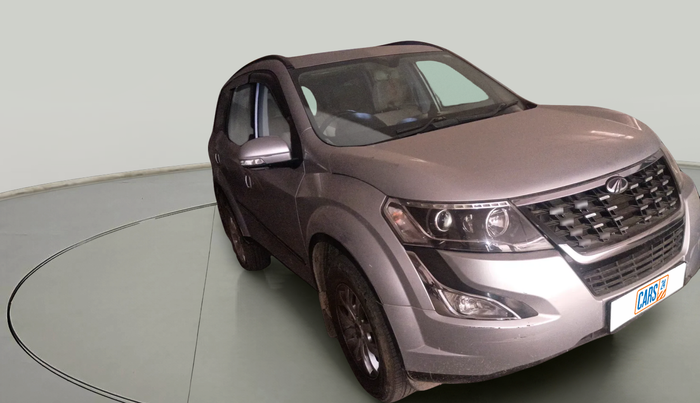 2018 Mahindra XUV500 W7, Diesel, Manual, 1,43,768 km, exterior