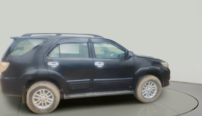 2014 Toyota Fortuner 3.0 4X2 MT, Diesel, Manual, 1,33,720 km, exterior