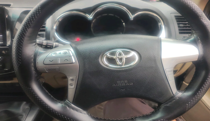 2014 Toyota Fortuner 3.0 4X2 MT, Diesel, Manual, 1,33,720 km, interior