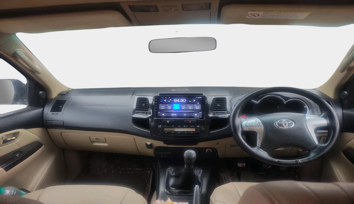 2014 Toyota Fortuner 3.0 4X2 MT, Diesel, Manual, 1,33,720 km, interior