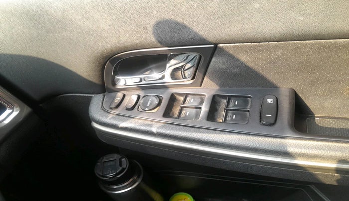 2019 Tata Hexa XTA 4X2 6 STR, Diesel, Automatic, 1,47,807 km, interior