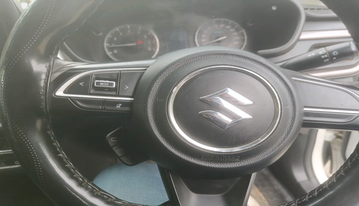 2022 Maruti BREZZA VXI SMART HYBRID, Petrol, Manual, 79,504 km, interior