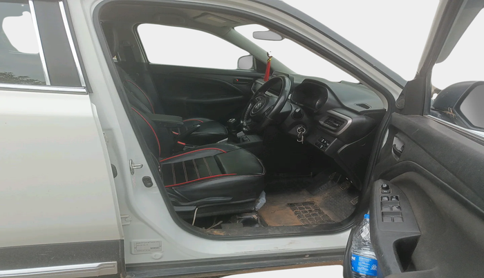 2022 Maruti BREZZA VXI SMART HYBRID, Petrol, Manual, 79,504 km, interior