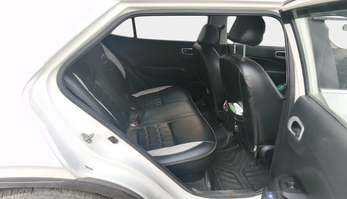 2021 Hyundai VENUE SX 1.0 TURBO, Petrol, Manual, 44,111 km, interior