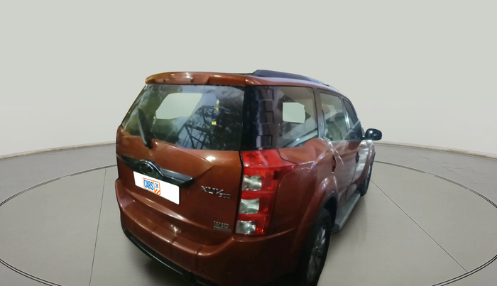 2016 Mahindra XUV500 W10 AT 1.99, Diesel, Automatic, 1,44,986 km, exterior