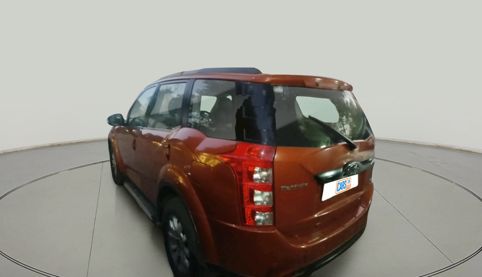 2016 Mahindra XUV500 W10 AT 1.99, Diesel, Automatic, 1,44,986 km, exterior