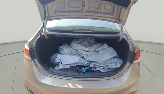 2017 Hyundai Verna 1.6 VTVT SX, Diesel, Manual, 51,826 km, exterior