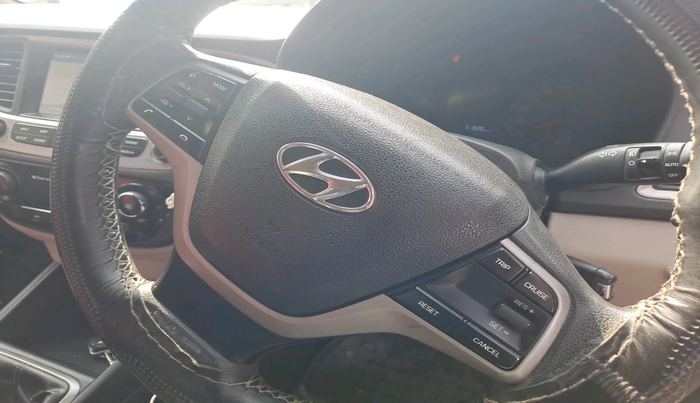 2017 Hyundai Verna 1.6 VTVT SX, Diesel, Manual, 51,826 km, interior