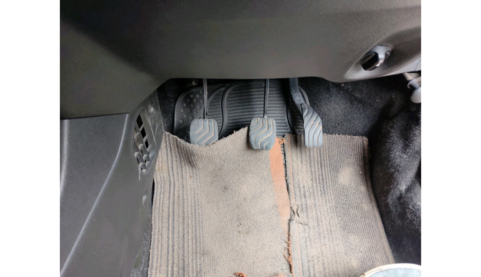 2017 Renault Kwid RXT 1.0 (O), Petrol, Manual, 75,304 km, interior