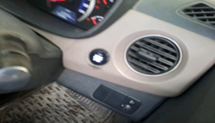 2014 Hyundai Grand i10 SPORTZ 1.1 CRDI, Diesel, Manual, 90,888 km, interior