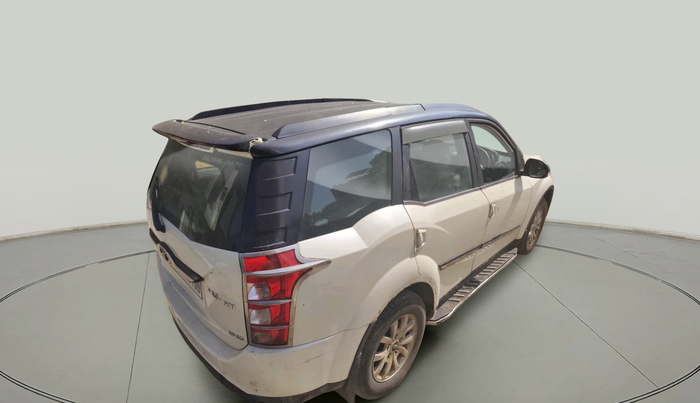 2016 Mahindra XUV500 W10, Diesel, Manual, 1,34,932 km, exterior