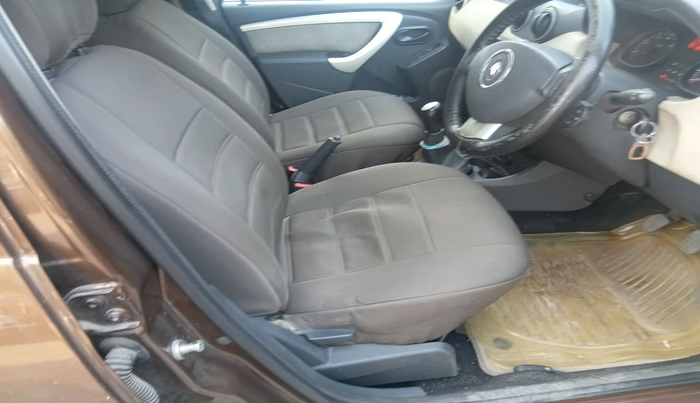 2013 Renault Duster 85 PS RXL DIESEL, Diesel, Manual, 2,04,501 km, interior