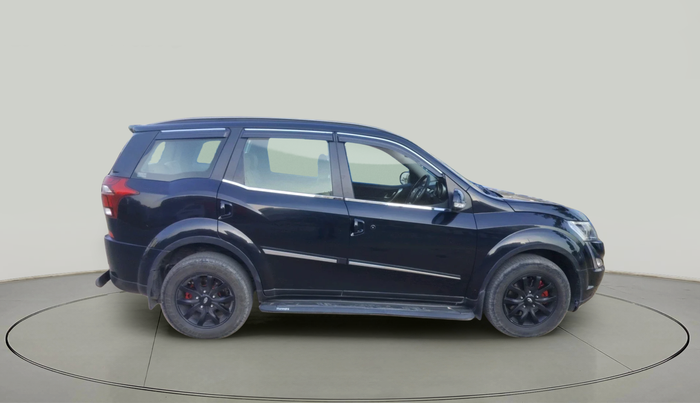 2019 Mahindra XUV500 W9, Diesel, Manual, 56,034 km, exterior