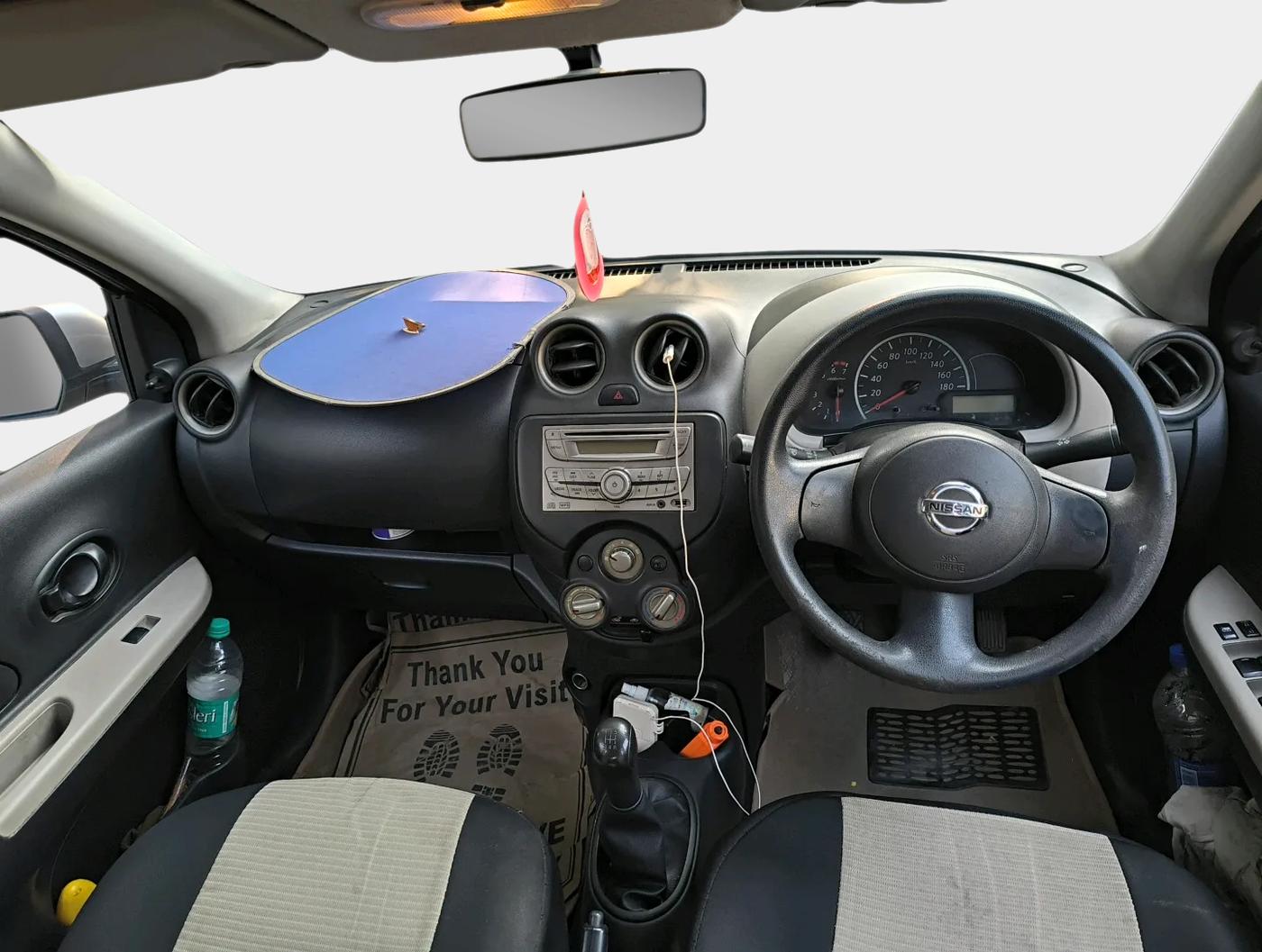2015 Nissan Micra Active XV, Petrol, Manual, 96,982 km, interior