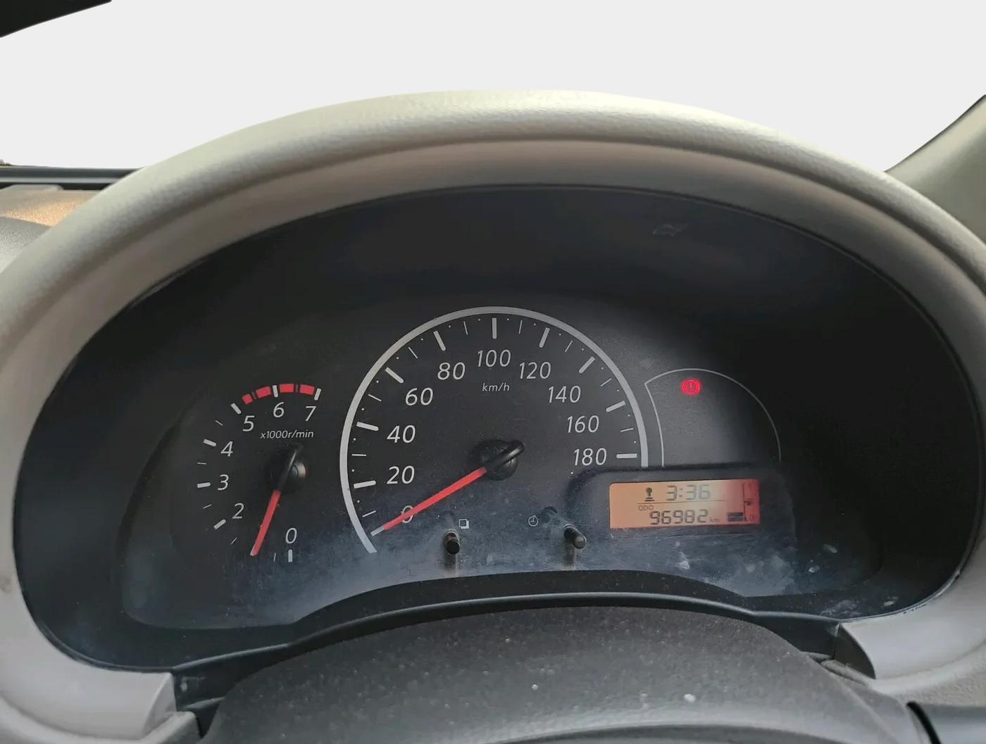 2015 Nissan Micra Active XV, Petrol, Manual, 96,982 km, interior