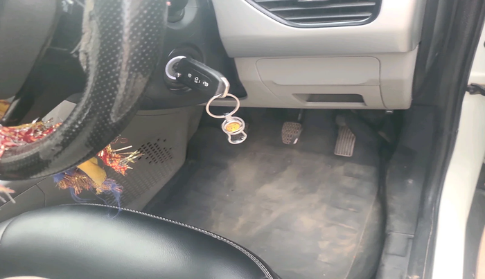 2018 Tata NEXON XM PETROL, Petrol, Manual, 75,592 km, interior