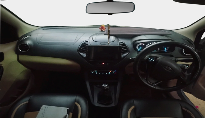 2017 Ford Figo Aspire TITANIUM 1.2 PETROL, Petrol, Manual, 1,21,171 km, interior