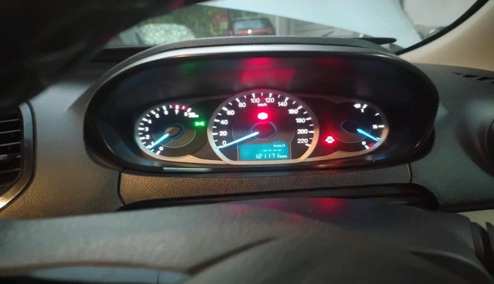 2017 Ford Figo Aspire TITANIUM 1.2 PETROL, Petrol, Manual, 1,21,171 km, interior