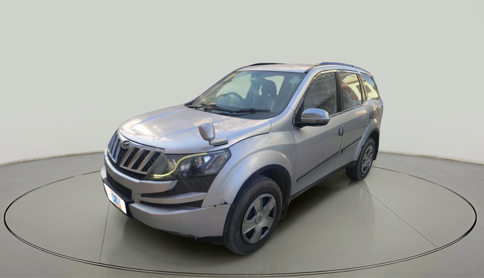 2014 Mahindra XUV500 W6, Diesel, Manual, 1,27,849 km, exterior