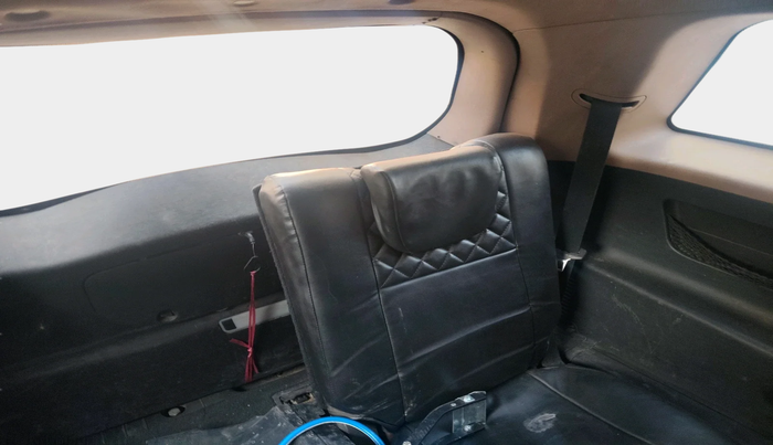 2014 Mahindra XUV500 W6, Diesel, Manual, 1,27,849 km, interior