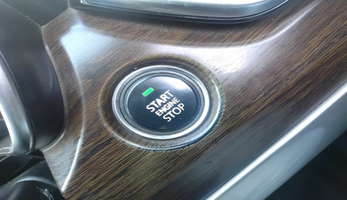 2019 Tata Harrier XZ 2.0L, Diesel, Manual, 78,846 km, interior