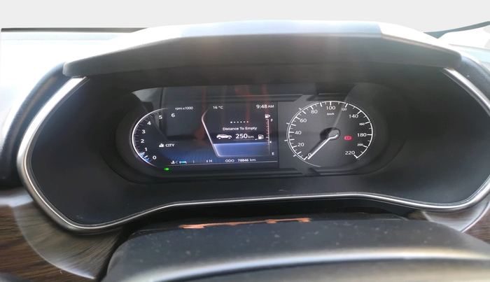 2019 Tata Harrier XZ 2.0L, Diesel, Manual, 78,846 km, interior