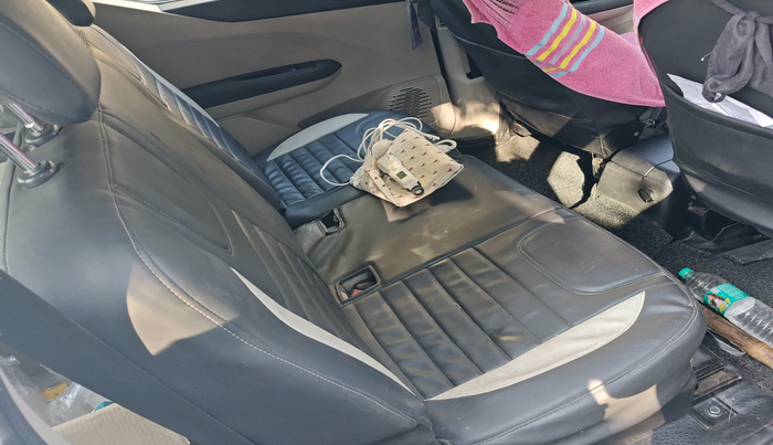 2019 Renault TRIBER RXZ, Petrol, Manual, 1,36,265 km, interior