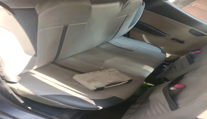 2014 Hyundai Eon MAGNA +, Petrol, Manual, 1,02,951 km, interior