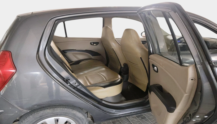 2011 Hyundai i10 MAGNA 1.2, Petrol, Manual, 64,710 km, interior