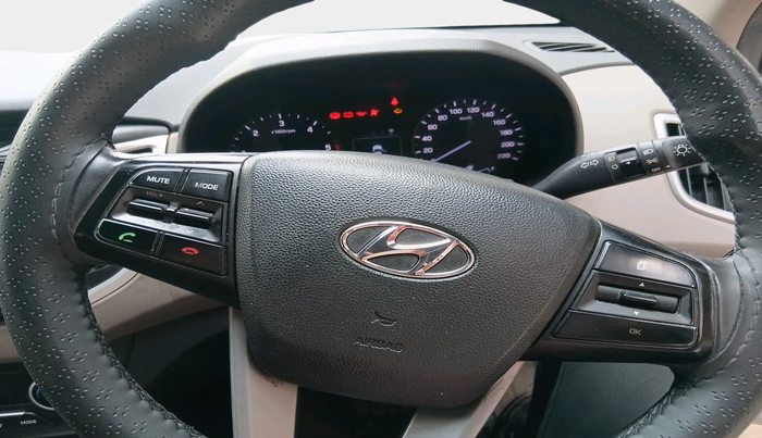 2016 Hyundai Creta SX (O) 1.6 DIESEL, Diesel, Manual, 1,10,328 km, interior