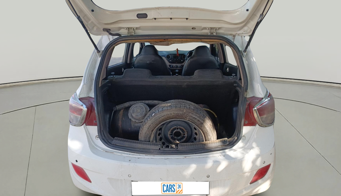 2016 Hyundai Grand i10 SPORTZ 1.2 KAPPA VTVT, Petrol, Manual, 95,784 km, exterior