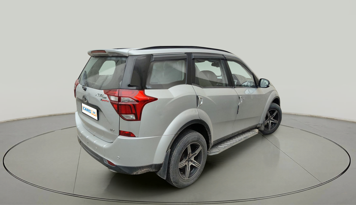 2019 Mahindra XUV500 W7, Diesel, Manual, 74,269 km, exterior