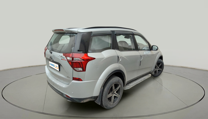 2019 Mahindra XUV500 W7, Diesel, Manual, 74,269 km, exterior