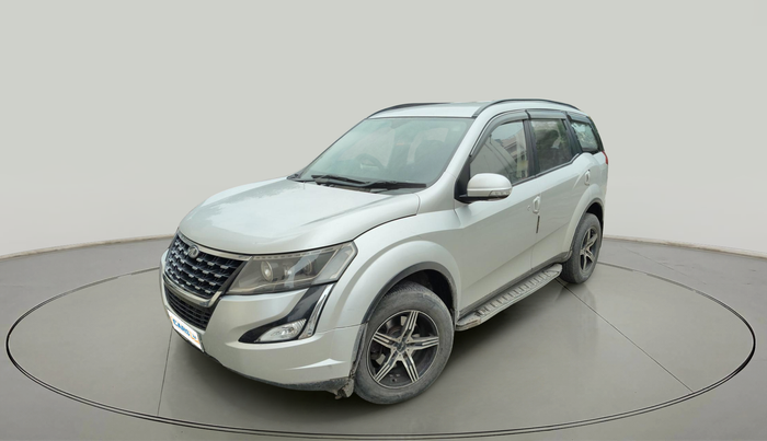2019 Mahindra XUV500 W7, Diesel, Manual, 74,269 km, exterior
