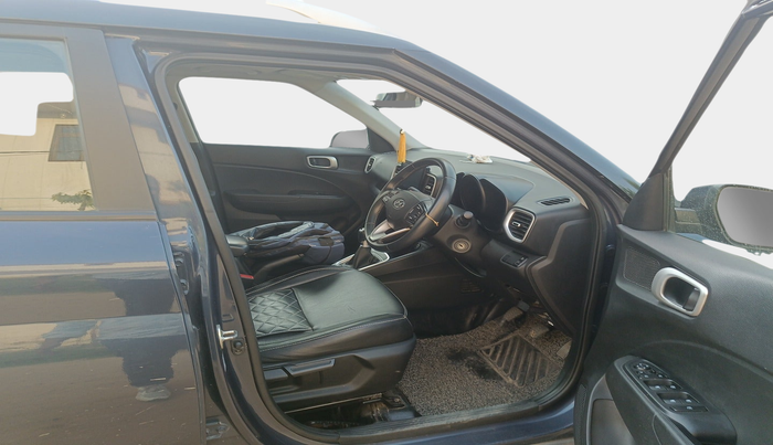 2019 Hyundai VENUE SX 1.0 TURBO, Petrol, Manual, 62,776 km, interior