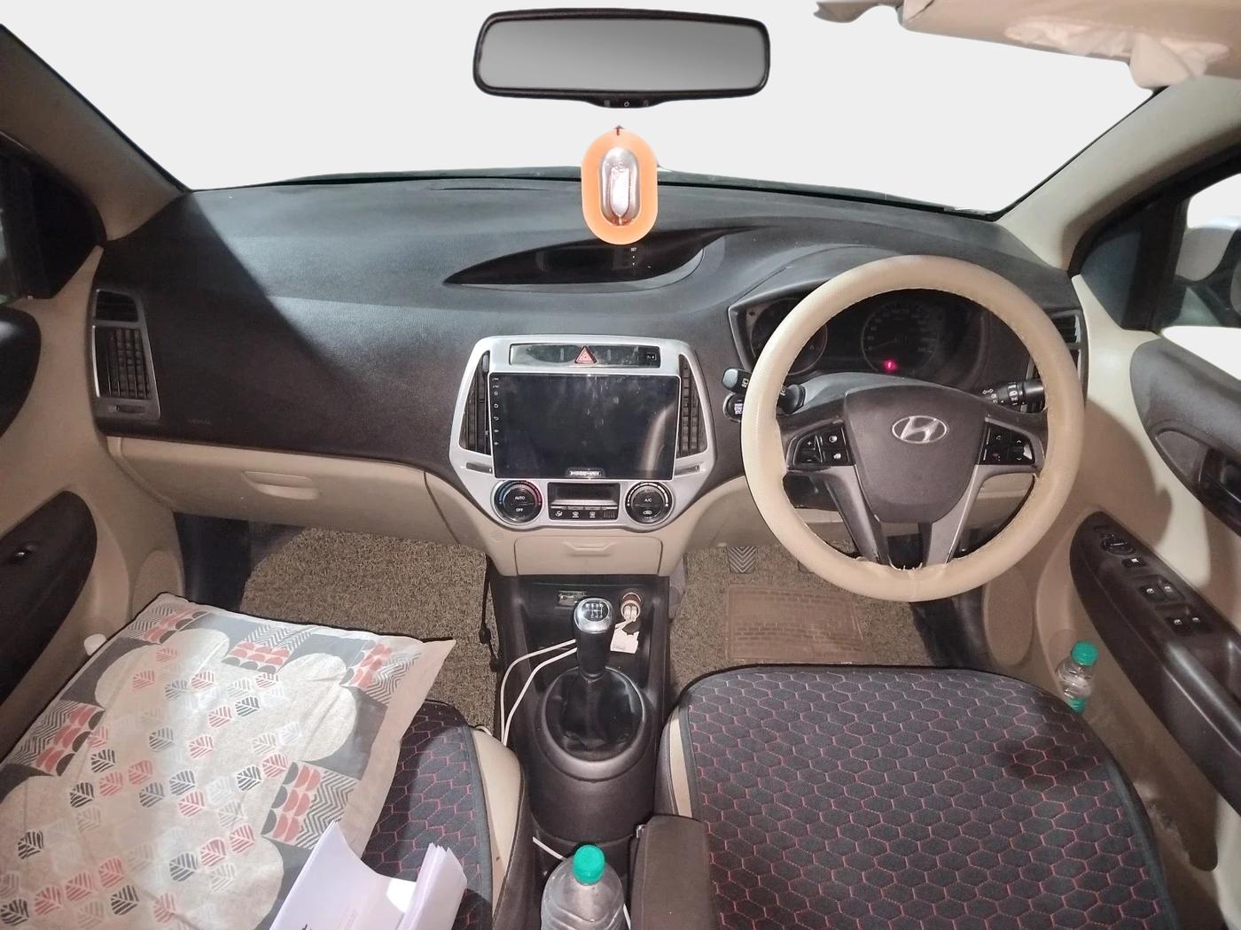 2014 Hyundai i20 ASTA 1.4 CRDI, Diesel, Manual, 1,54,726 km, interior
