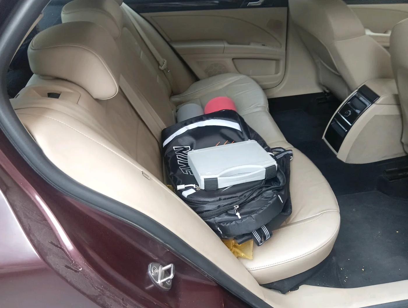2014 Skoda Superb ELEGANCE 2.0 TDI CR AT, Diesel, Automatic, 1,35,322 km, interior