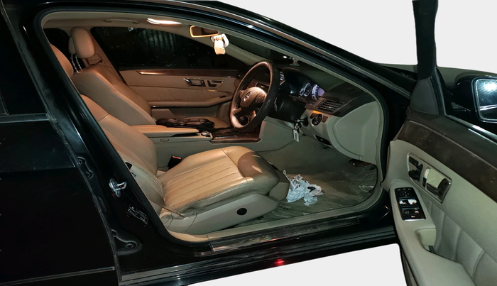 2011 Mercedes Benz E Class 200 ELEGANCE, Petrol, Automatic, 94,059 km, interior