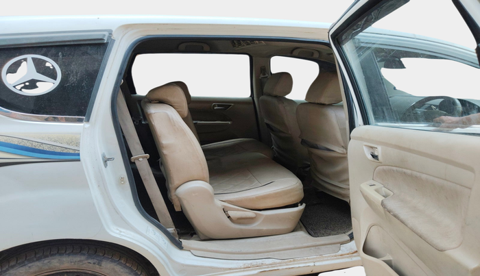 2013 Maruti Ertiga VDI, Diesel, Manual, 1,17,869 km, interior