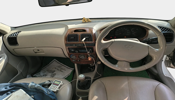 2011 Hyundai Accent EXECUTIVE, Petrol, Manual, 1,12,669 km, interior