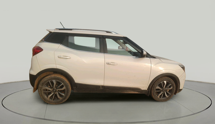 2019 Mahindra XUV300 W8 (O) 1.2 PETROL, Petrol, Manual, 1,29,065 km, exterior