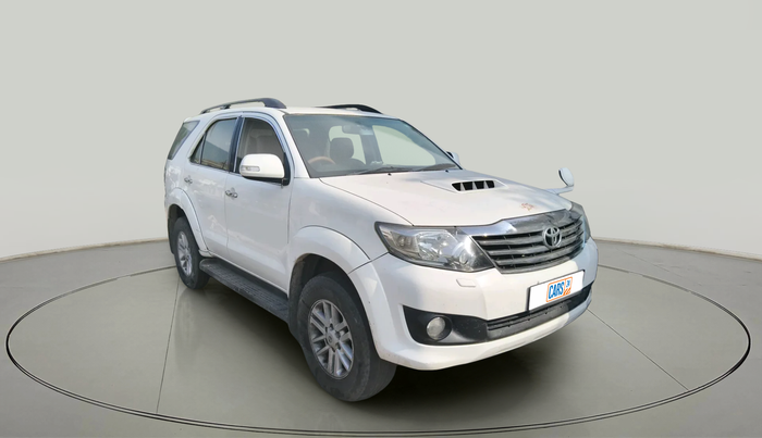 2014 Toyota Fortuner 3.0 4X2 MT, Diesel, Manual, 1,53,126 km, exterior