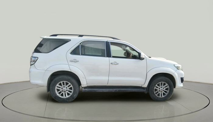 2014 Toyota Fortuner 3.0 4X2 MT, Diesel, Manual, 1,53,126 km, exterior